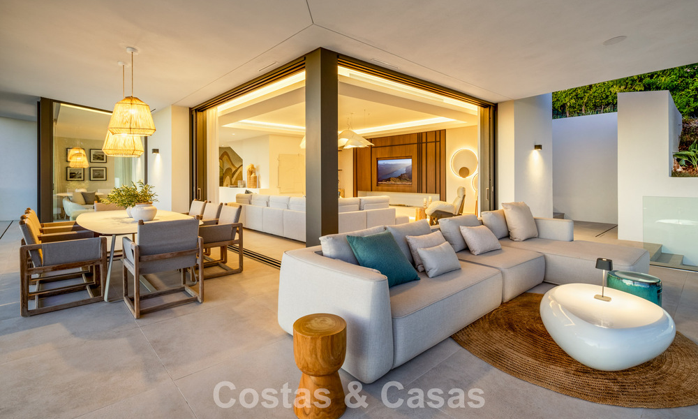 Villa de luxe ultramoderne neuve avec vue panoramique sur la mer à vendre dans l’Est de Marbella 807464