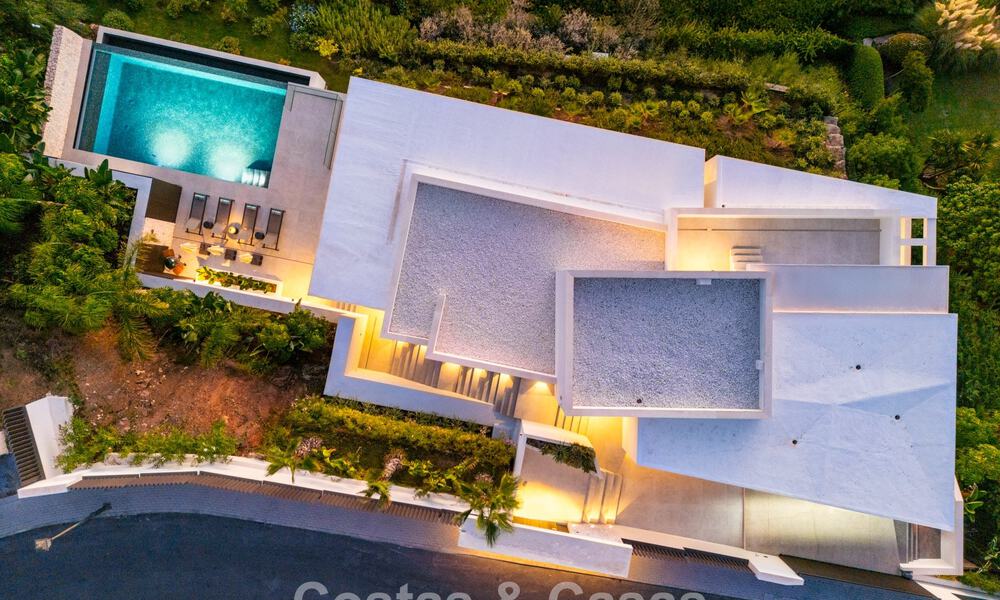 Villa de luxe ultramoderne neuve avec vue panoramique sur la mer à vendre dans l’Est de Marbella 807471