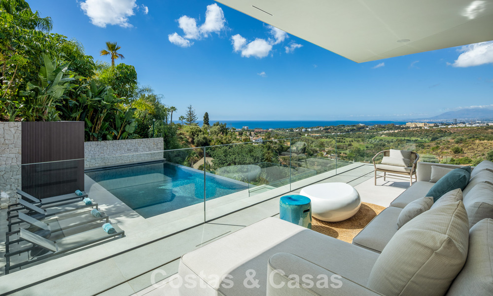 Villa de luxe ultramoderne neuve avec vue panoramique sur la mer à vendre dans l’Est de Marbella 807473