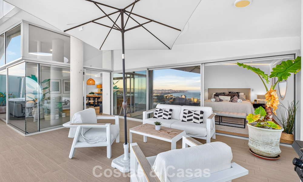 Penthouse d’angle exclusif avec vue panoramique sur la mer à vendre à El Higueron, Benalmádena, Costa del Sol 807401