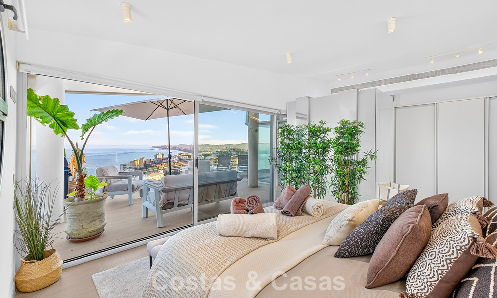 Penthouse d’angle exclusif avec vue panoramique sur la mer à vendre à El Higueron, Benalmádena, Costa del Sol 807408