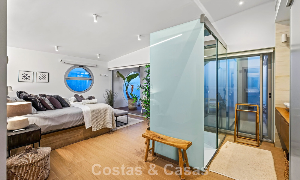 Penthouse d’angle exclusif avec vue panoramique sur la mer à vendre à El Higueron, Benalmádena, Costa del Sol 807423