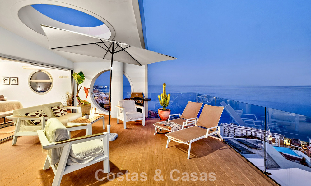 Penthouse d’angle exclusif avec vue panoramique sur la mer à vendre à El Higueron, Benalmádena, Costa del Sol 807428