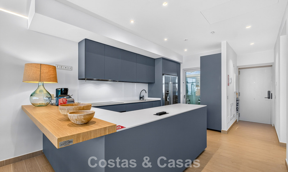Penthouse d’angle exclusif avec vue panoramique sur la mer à vendre à El Higueron, Benalmádena, Costa del Sol 807436