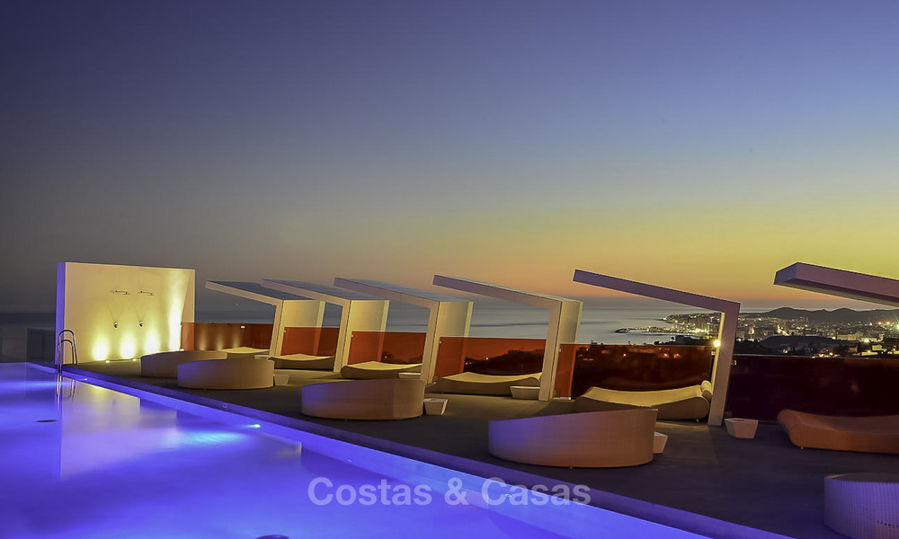 Penthouse d’angle exclusif avec vue panoramique sur la mer à vendre à El Higueron, Benalmádena, Costa del Sol 807759
