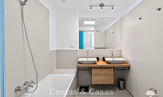 Élégant appartement d’angle avec vue imprenable sur la mer à vendre à El Higuerón, Fuengirola, Costa del Sol 807531 