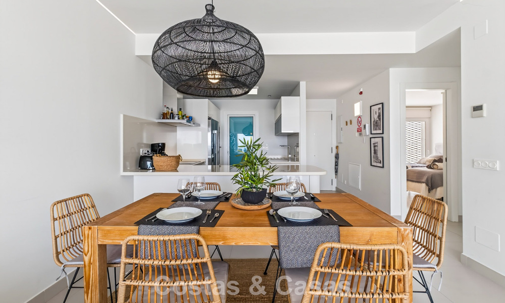 Élégant appartement d’angle avec vue imprenable sur la mer à vendre à El Higuerón, Fuengirola, Costa del Sol 807532