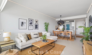 Élégant appartement d’angle avec vue imprenable sur la mer à vendre à El Higuerón, Fuengirola, Costa del Sol 807542 