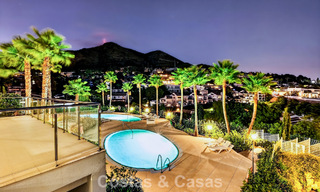 Élégant appartement d’angle avec vue imprenable sur la mer à vendre à El Higuerón, Fuengirola, Costa del Sol 807545 