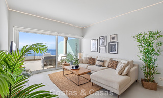 Élégant appartement d’angle avec vue imprenable sur la mer à vendre à El Higuerón, Fuengirola, Costa del Sol 807569 