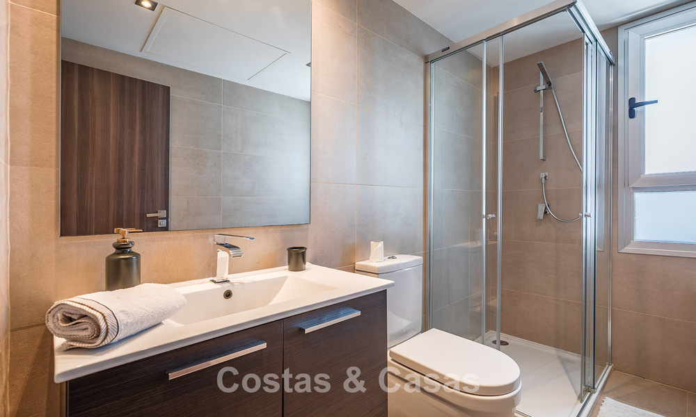 Appartements modernes à vendre dans Aqua, une résidence contemporaine à San Pedro Playa, Marbella 807140