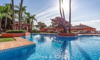 Maison de ville modernisée avec vue panoramique à vendre dans les collines de Marbella - Benahavís 807599 