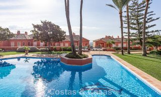 Maison de ville modernisée avec vue panoramique à vendre dans les collines de Marbella - Benahavís 807600 