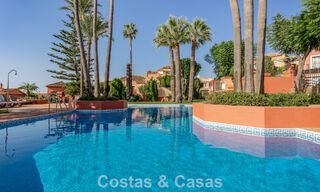 Maison de ville modernisée avec vue panoramique à vendre dans les collines de Marbella - Benahavís 807602 