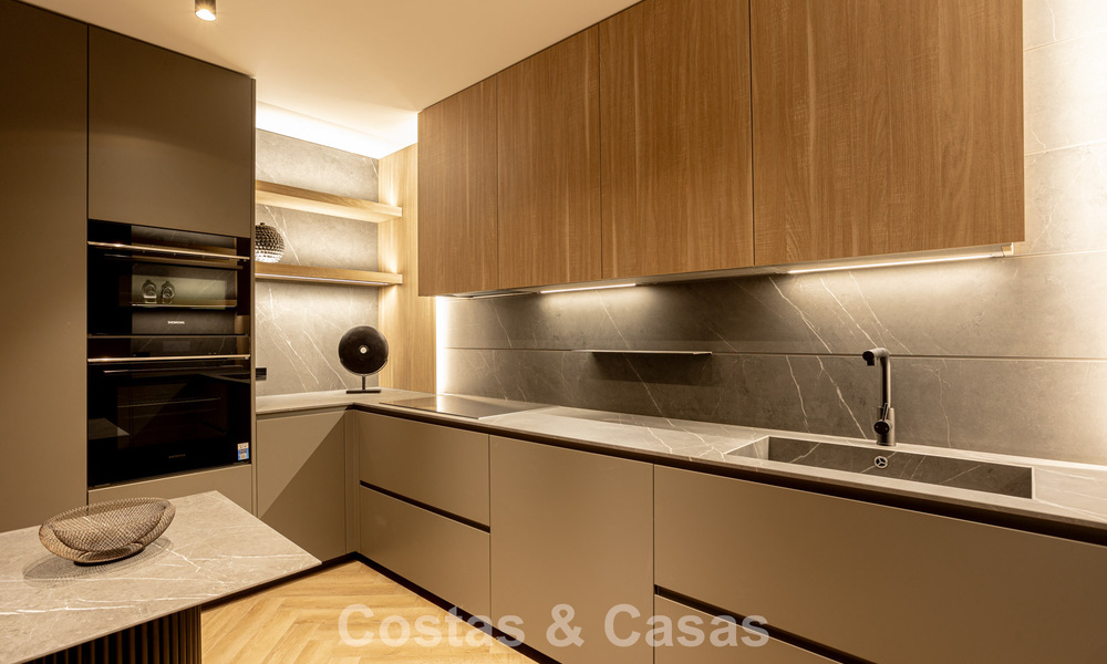 Maison de ville modernisée avec vue panoramique à vendre dans les collines de Marbella - Benahavís 807617