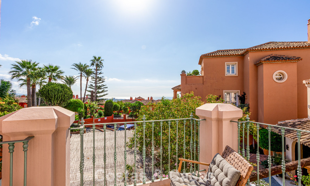Maison de ville modernisée avec vue panoramique à vendre dans les collines de Marbella - Benahavís 807634