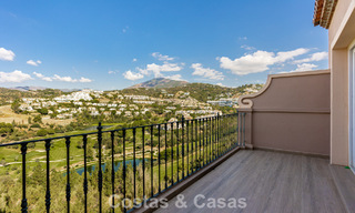 Maison de ville modernisée avec vue panoramique à vendre dans les collines de Marbella - Benahavís 807635 