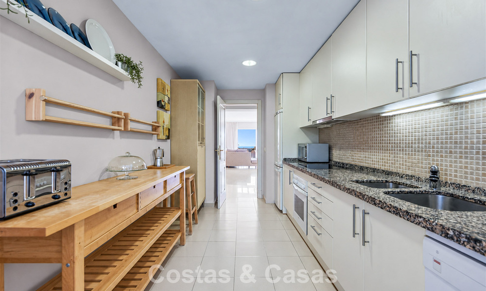 Magnifique penthouse avec potentiel de rénovation à vendre avec vues sur le golf et la mer à La Quinta, Marbella - Benahavís 807663