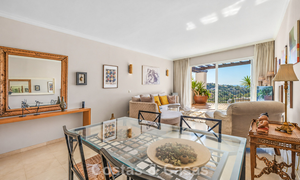 Magnifique penthouse avec potentiel de rénovation à vendre avec vues sur le golf et la mer à La Quinta, Marbella - Benahavís 807666