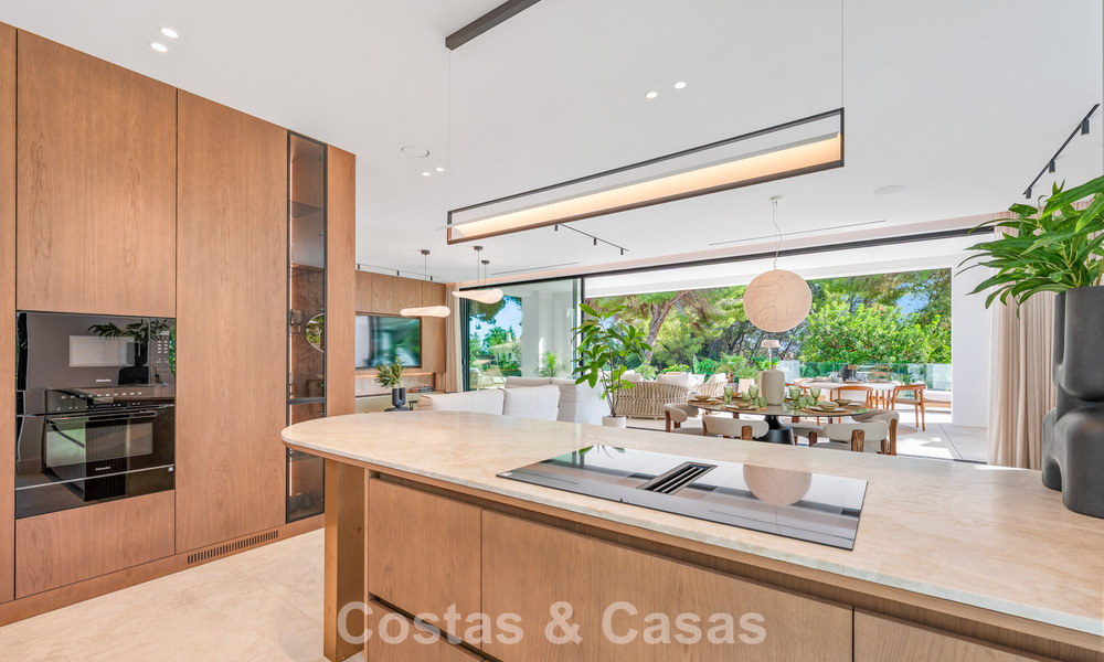 Villa contemporaine neuve avec vues panoramiques à vendre sur le célèbre Golden Mile de Marbella 807776