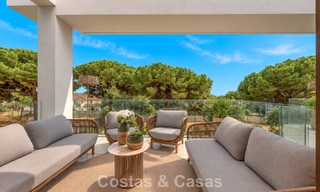 Villa contemporaine neuve avec vues panoramiques à vendre sur le célèbre Golden Mile de Marbella 807783 