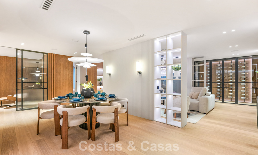 Villa contemporaine neuve avec vues panoramiques à vendre sur le célèbre Golden Mile de Marbella 807813
