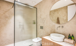 Villa contemporaine neuve avec vues panoramiques à vendre sur le célèbre Golden Mile de Marbella 807826 