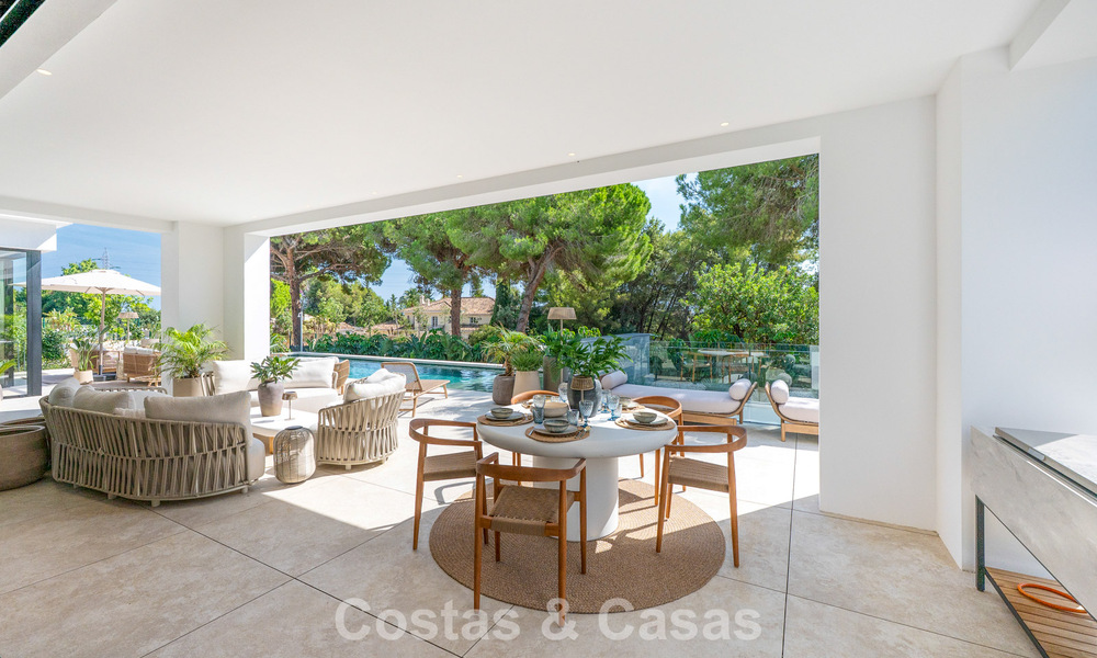 Villa contemporaine neuve avec vues panoramiques à vendre sur le célèbre Golden Mile de Marbella 807851