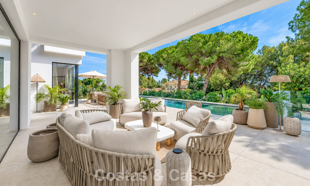 Villa contemporaine neuve avec vues panoramiques à vendre sur le célèbre Golden Mile de Marbella 807854