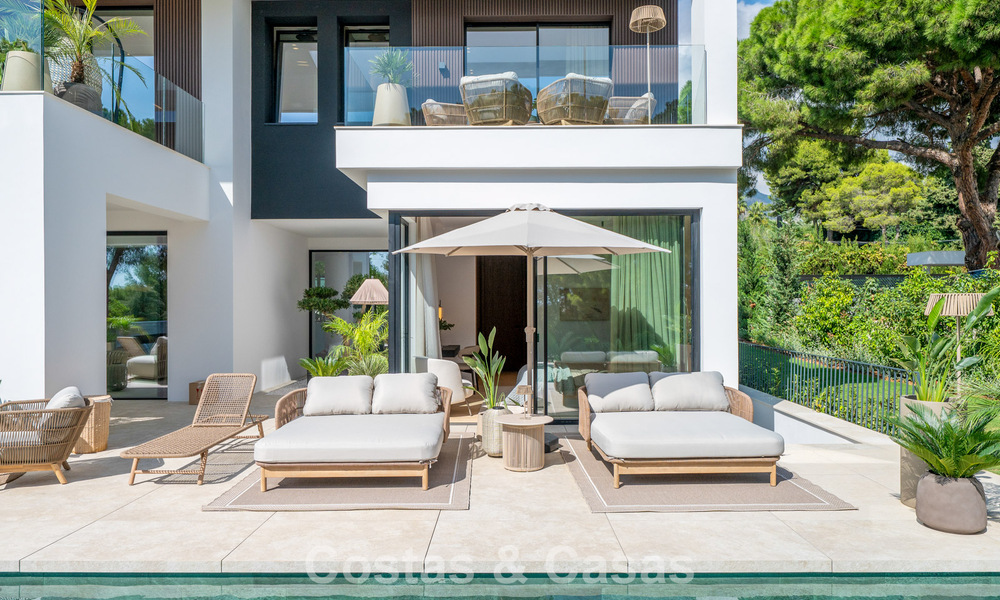 Villa contemporaine neuve avec vues panoramiques à vendre sur le célèbre Golden Mile de Marbella 807859