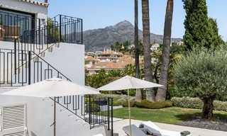 Villa modernisée au style méditerranéen contemporain à vendre dans la Golf Valley de Nueva Andalucía, Marbella 807968 
