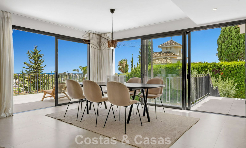 Villa modernisée au style méditerranéen contemporain à vendre dans la Golf Valley de Nueva Andalucía, Marbella 807979