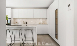 Villa modernisée au style méditerranéen contemporain à vendre dans la Golf Valley de Nueva Andalucía, Marbella 807980 