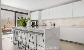 Villa modernisée au style méditerranéen contemporain à vendre dans la Golf Valley de Nueva Andalucía, Marbella 807983 
