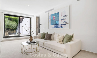 Villa modernisée au style méditerranéen contemporain à vendre dans la Golf Valley de Nueva Andalucía, Marbella 808000 