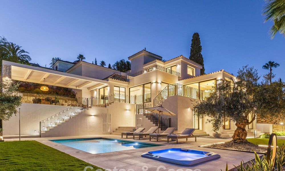 Villa modernisée au style méditerranéen contemporain à vendre dans la Golf Valley de Nueva Andalucía, Marbella 808013