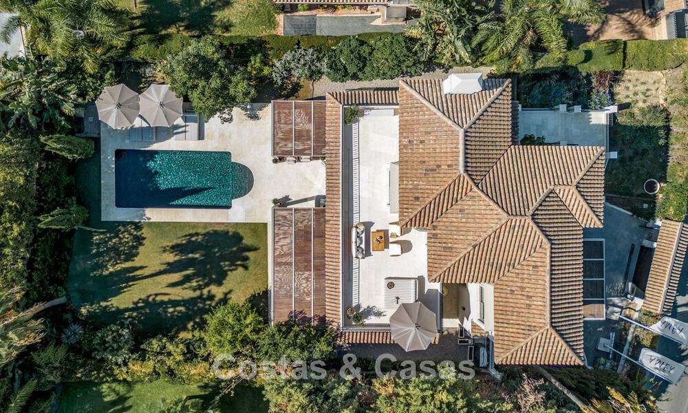 Villa méditerranéenne de luxe avec intérieur d’inspiration française à vendre au cœur de Nueva Andalucía, Marbella 808020