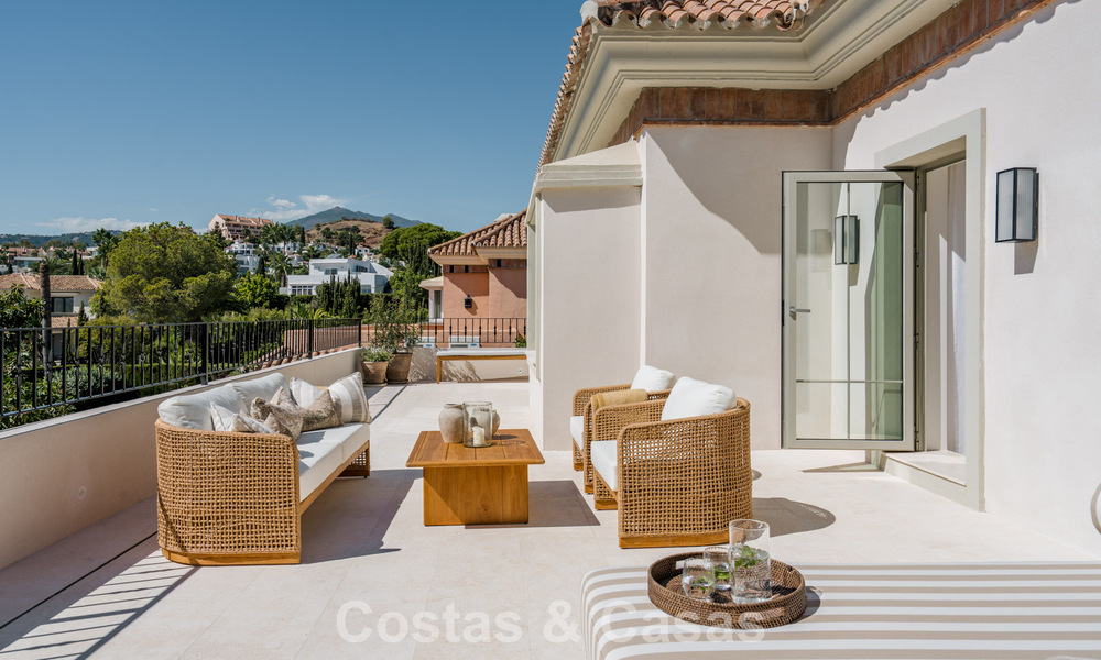Villa méditerranéenne de luxe avec intérieur d’inspiration française à vendre au cœur de Nueva Andalucía, Marbella 808044