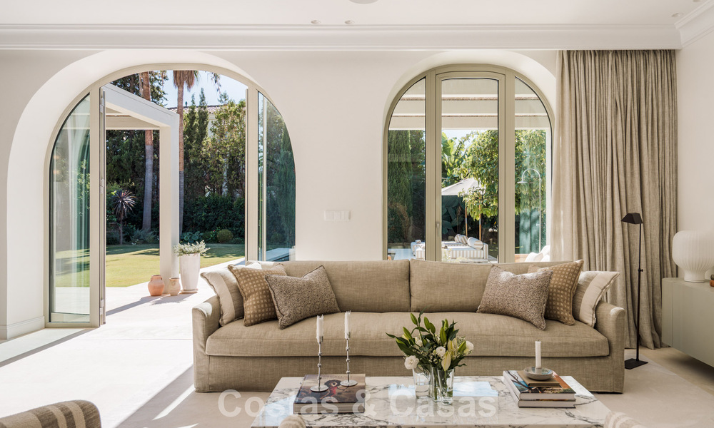 Villa méditerranéenne de luxe avec intérieur d’inspiration française à vendre au cœur de Nueva Andalucía, Marbella 808054