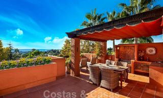 Appartements à vendre à La Alzambra, à quelques minutes à pied de Puerto Banús, à Nueva Andalucía, Marbella 807711 