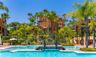 Appartements à vendre à La Alzambra, à quelques minutes à pied de Puerto Banús, à Nueva Andalucía, Marbella 807717 