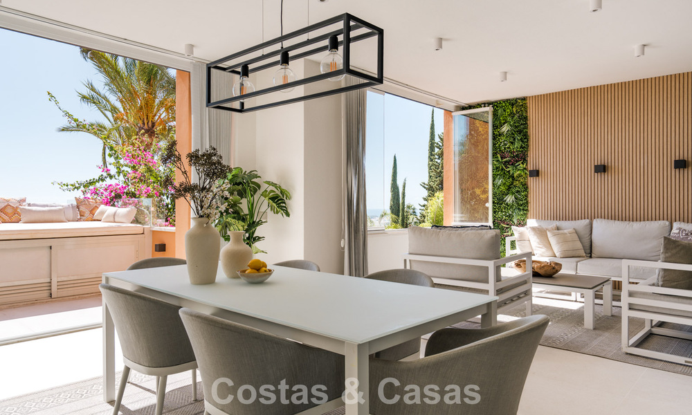 Penthouse duplex de luxe avec vue panoramique à vendre dans la vallée du golf de Nueva Andalucía, Marbella 808061