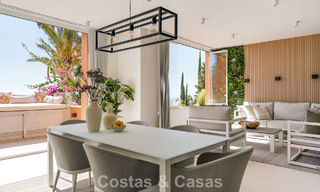 Penthouse duplex de luxe avec vue panoramique à vendre dans la vallée du golf de Nueva Andalucía, Marbella 808061 