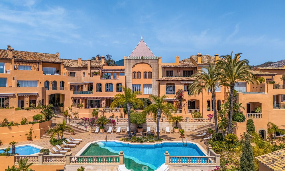 Penthouse duplex de luxe avec vue panoramique à vendre dans la vallée du golf de Nueva Andalucía, Marbella 808068