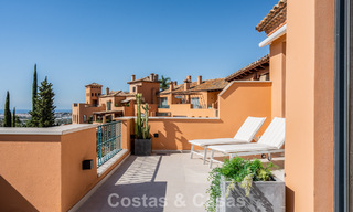 Penthouse duplex de luxe avec vue panoramique à vendre dans la vallée du golf de Nueva Andalucía, Marbella 808081 