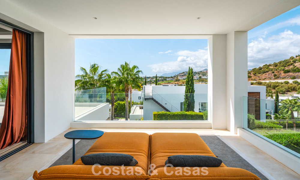 Villa contemporaine de luxe au design minimaliste à vendre à Nueva Andalucía, Marbella 808112