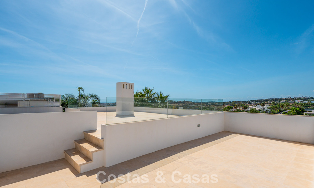 Villa contemporaine de luxe au design minimaliste à vendre à Nueva Andalucía, Marbella 808114