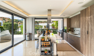 Villa contemporaine de luxe au design minimaliste à vendre à Nueva Andalucía, Marbella 808119 