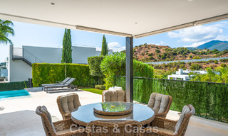 Villa contemporaine de luxe au design minimaliste à vendre à Nueva Andalucía, Marbella 808120 
