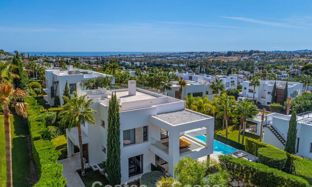 Villa contemporaine de luxe au design minimaliste à vendre à Nueva Andalucía, Marbella 808127